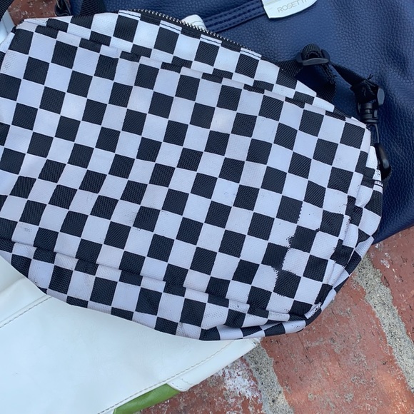 ✨💚💜💕Purse bundle✨💜💚💕 - Picture 4 of 6